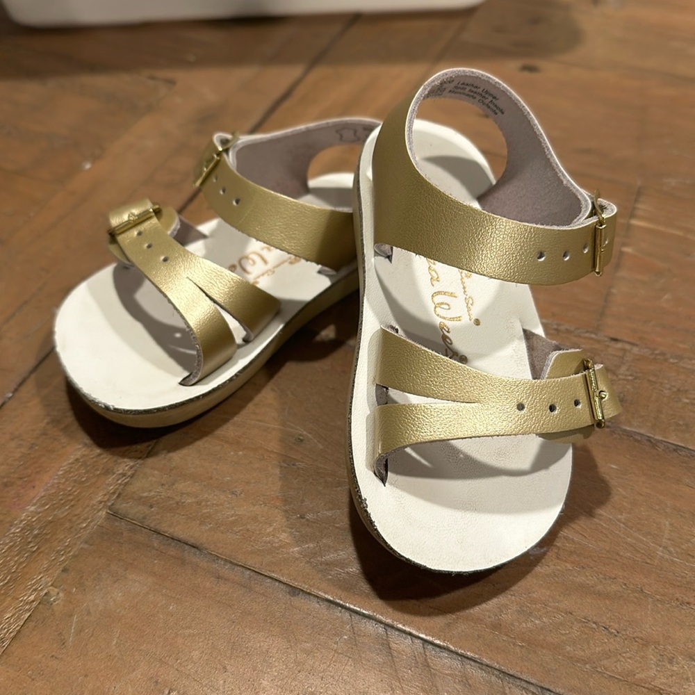 Unisex Salt Water Sandals-Baby size 3